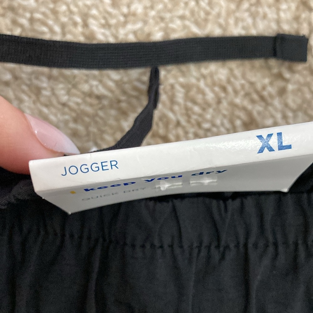 NWT Old Navy Cargo Joggers - Picture 7 of 11
